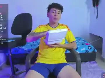 Chaturbate Best live sex cam show of alexander_hot_20