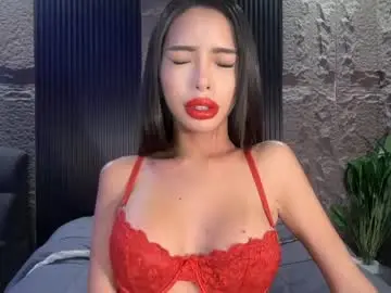 Chaturbate Live Sex Cam of asianhugecockcindy
