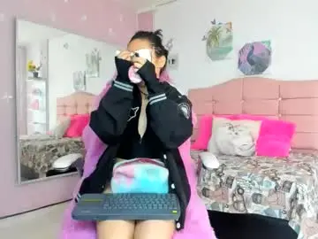 Chaturbate Live Porn of ivyyemerald_