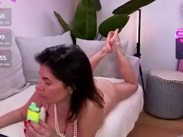 Chaturbate Best live sex cam show of hannahflora