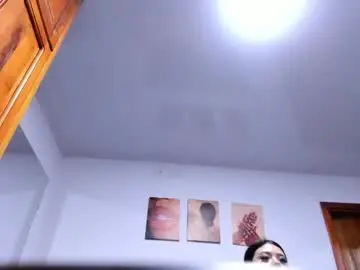 Chaturbate Live Sex Cam of madison_rosee1