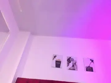 Chaturbate Watch Live Sex Cams of madison_rosee1