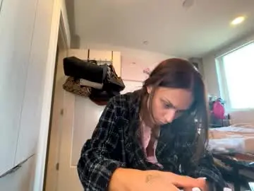 Chaturbate Sex Cam of yungfemslut
