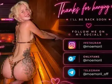 Chaturbate Live Sex Cam of golden_alinee