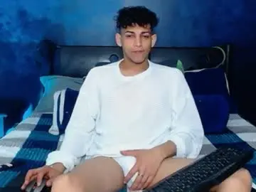 Chaturbate Nude Webcam of matthew_hawk19