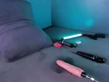 Chaturbate Watch Live Sex Cams of crystalbloomm