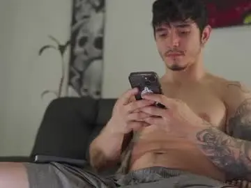 Chaturbate Live Sex Cam of damnnoir