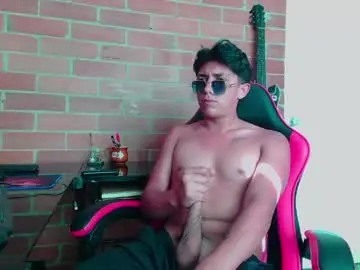 Chaturbate Adult Webcams of ethann2_