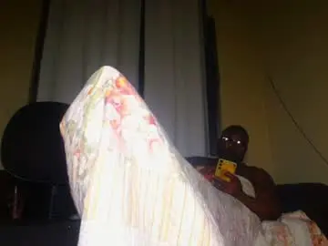 Chaturbate Live Sex Cam of mrbrown_strong
