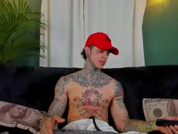 Chaturbate Live Sex of aron_ford