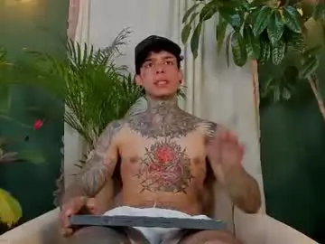 Chaturbate Adult Video Chat of aron_ford