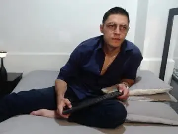 Chaturbate Live Sex Cam of frank_millers