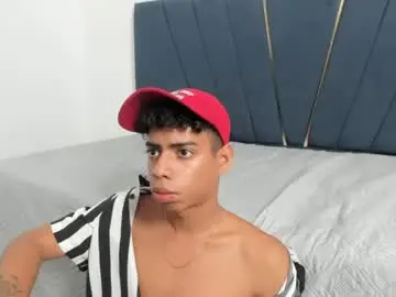 Chaturbate Adult Video Chat of alexx_cum18