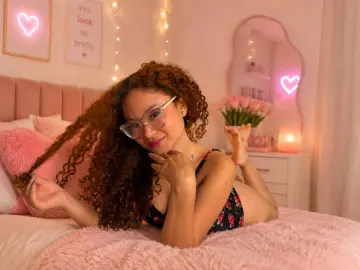 Imlive Live Sex Cam of LunaBlush