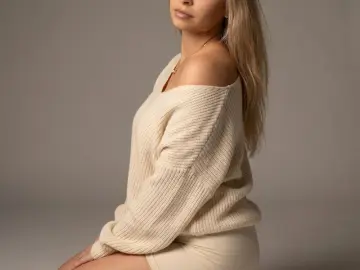 Livejasmin Free Porn Cam of EmmaRobertson