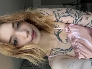 Myfreecams Nude Webcam of LinaaVelle