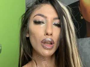 Myfreecams Free Live Porn of Foxx_girl