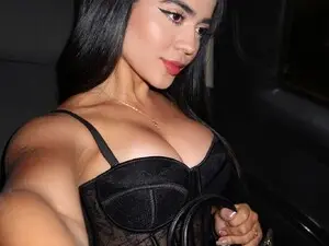 Myfreecams Live Sex Cam of Linda_martin_