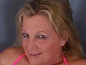 Myfreecams Free Porn Cam of SweetAsHoney2