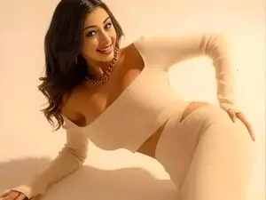 Myfreecams Free Live Porn of ViktoriaHoney