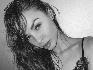 Myfreecams Live Porn of Kirsten_D