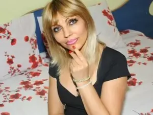 Myfreecams Nude Webcam of Diana48