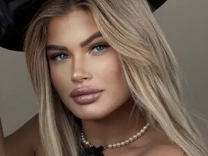 Myfreecams Best live sex cam show of SylverEyesz