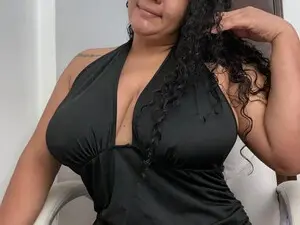 Myfreecams Free Porn Cam of Sara_Lucia