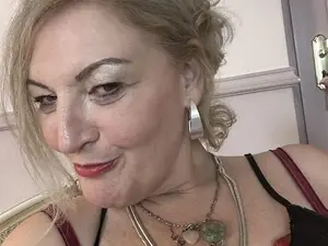 Myfreecams Live Sex Cam of Allura_jenson