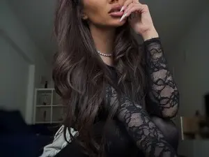Myfreecams Sex Chat of ZenyaNoir