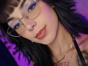 Myfreecams Sex Cam of LunaVelvet