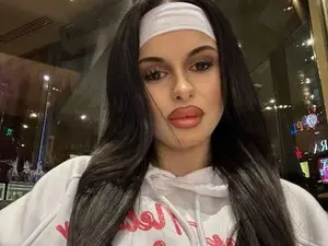Myfreecams Live Sex Cam of HannahIsabellee