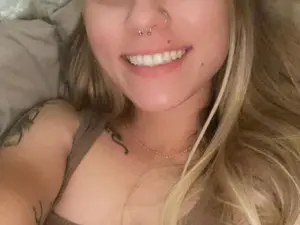 Myfreecams Nude Webcam of Incognitobabe
