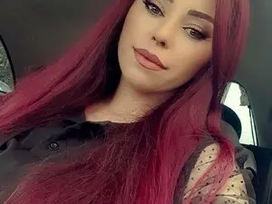 Myfreecams Nude Webcam of Lara_Ella