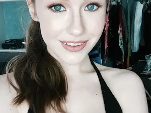 Myfreecams Private Sex Chat of EmilyBloom