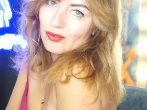 Myfreecams Best live sex cam show of moonlight4you