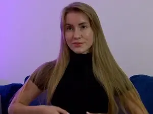 Myfreecams Sex Chat of SweetKira1