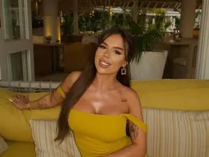 Myfreecams Live Sex Cam of MissKiarra