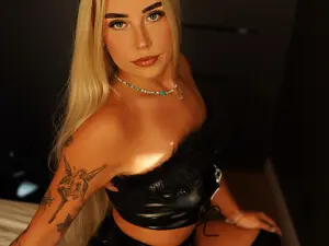 Myfreecams Live Sex Cam of KristySmile23