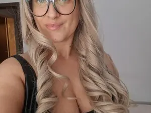 Myfreecams Sex Cam of Aphrodite_S32