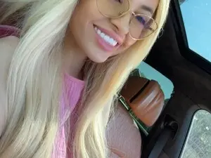 Myfreecams Free Porn Cam of BaayBee__