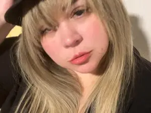 Myfreecams Live Sex Cam of Allegraferra