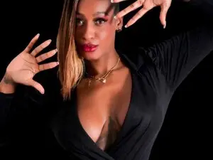 Myfreecams Live Porn of NahomyOwen