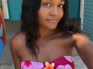 Myfreecams Best Webcam of CaramelDoll1_