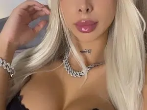 Myfreecams Live Sex Cam of StephanieDj