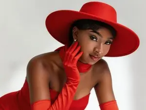 Myfreecams Watch Live Sex Cams of Nyakimgold