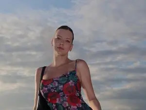 Myfreecams Nude Webcam of Hit_Girl_
