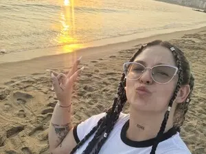 Myfreecams Private Sex Chat of samantha_1