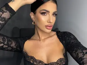 Myfreecams Watch Live Sex Cams of RaisaKali