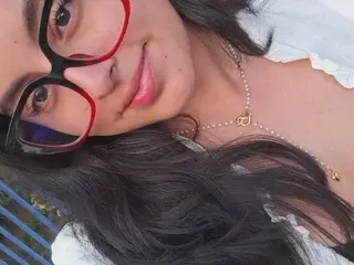 Streamate Live Sex Cam of Crystal_Moom